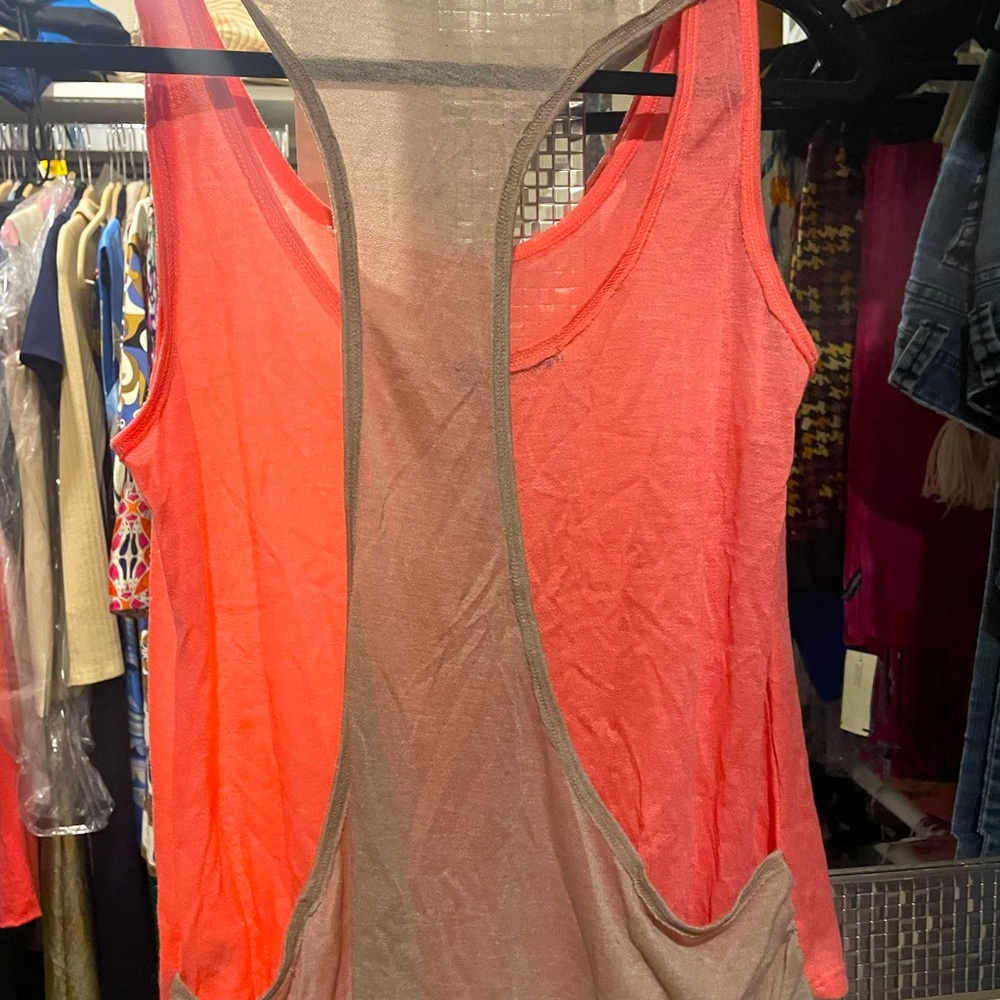 New! Sea of pearls athletic leisure top